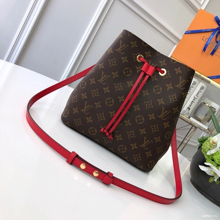 WIS VUITTON LOUIS NÉONOÉ 1127